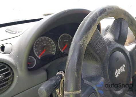 2005 Jeep Liberty Sport from USA, damaged, VIN 1J4GL48K65W620028